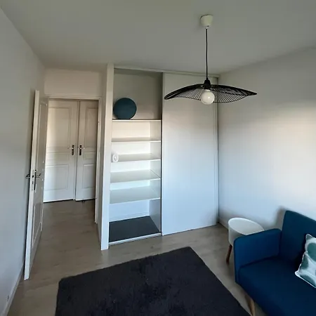 Bright And Spacious 2 Bedroom With Balcony Wasquehal